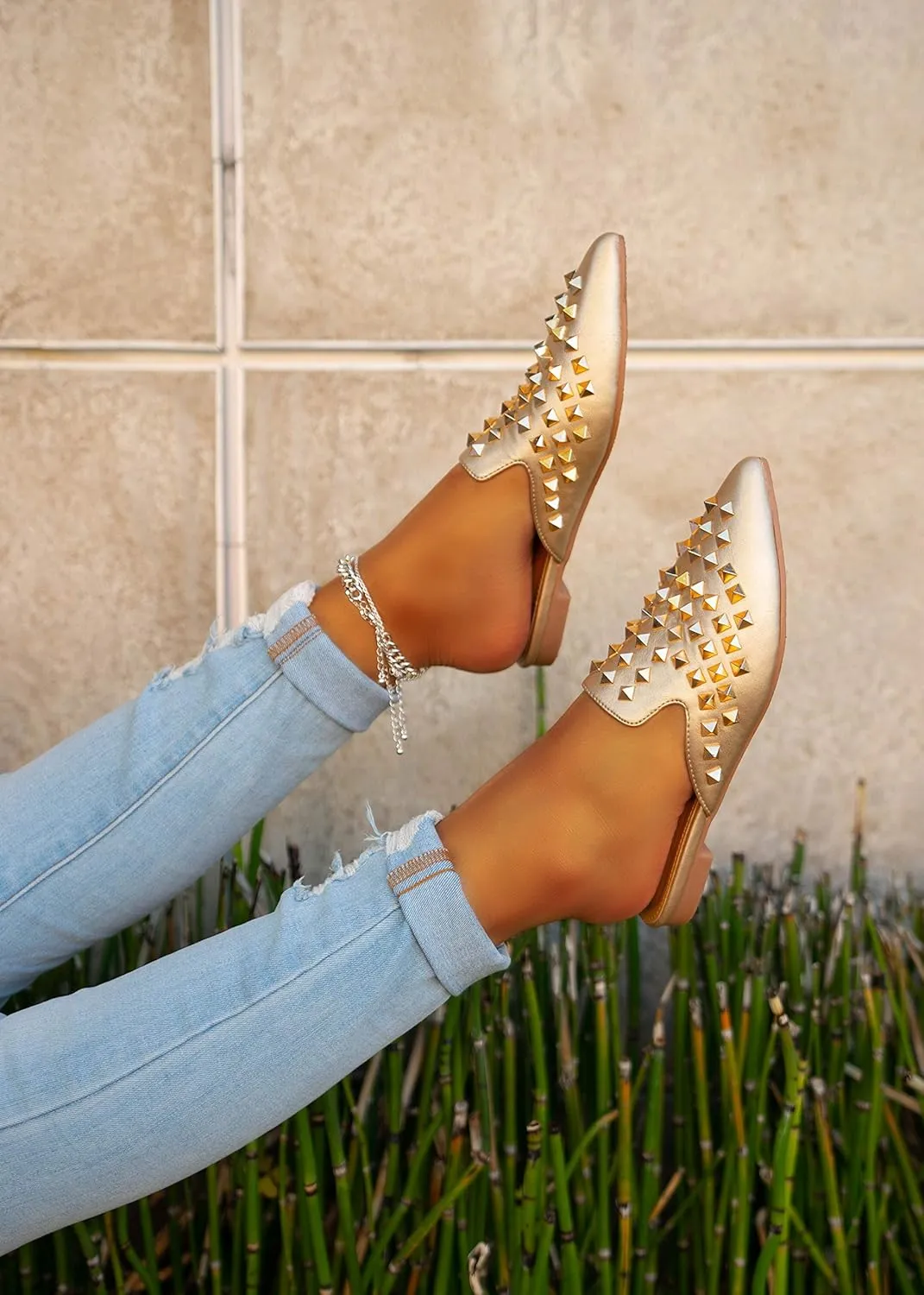 Cape Robbin Sierra Rhinestone Gem Pointy Toe Mule Flats (Sierra)