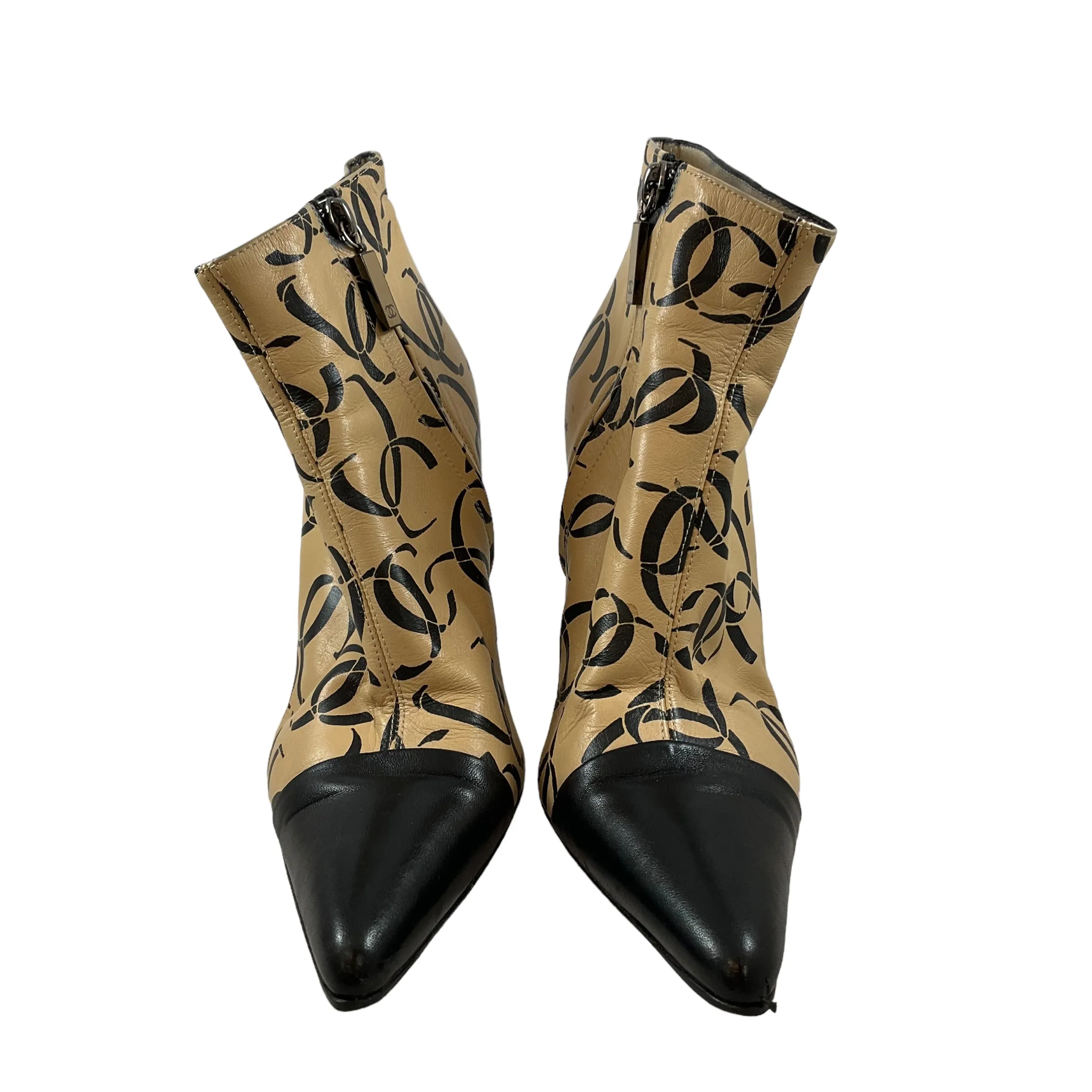 Chanel Logo Heeled Bootie. Size 39.5