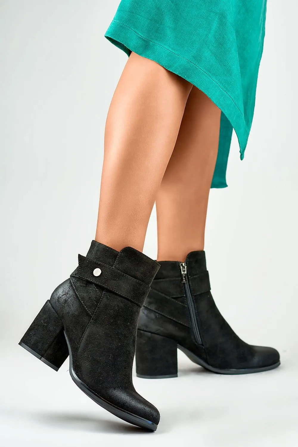 Chic Versatile & Comfortable Heel Boots
