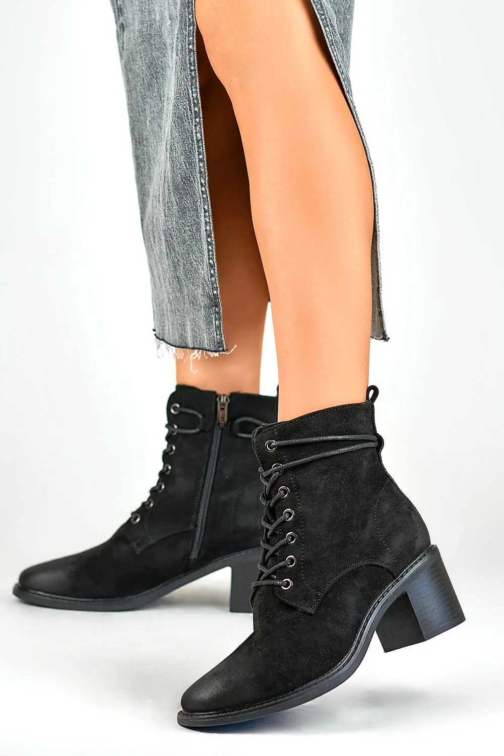 Chic Versatile & Comfortable Heel Boots