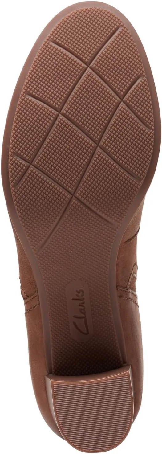 Clarks Women's Bayla Glow Fashion Boot