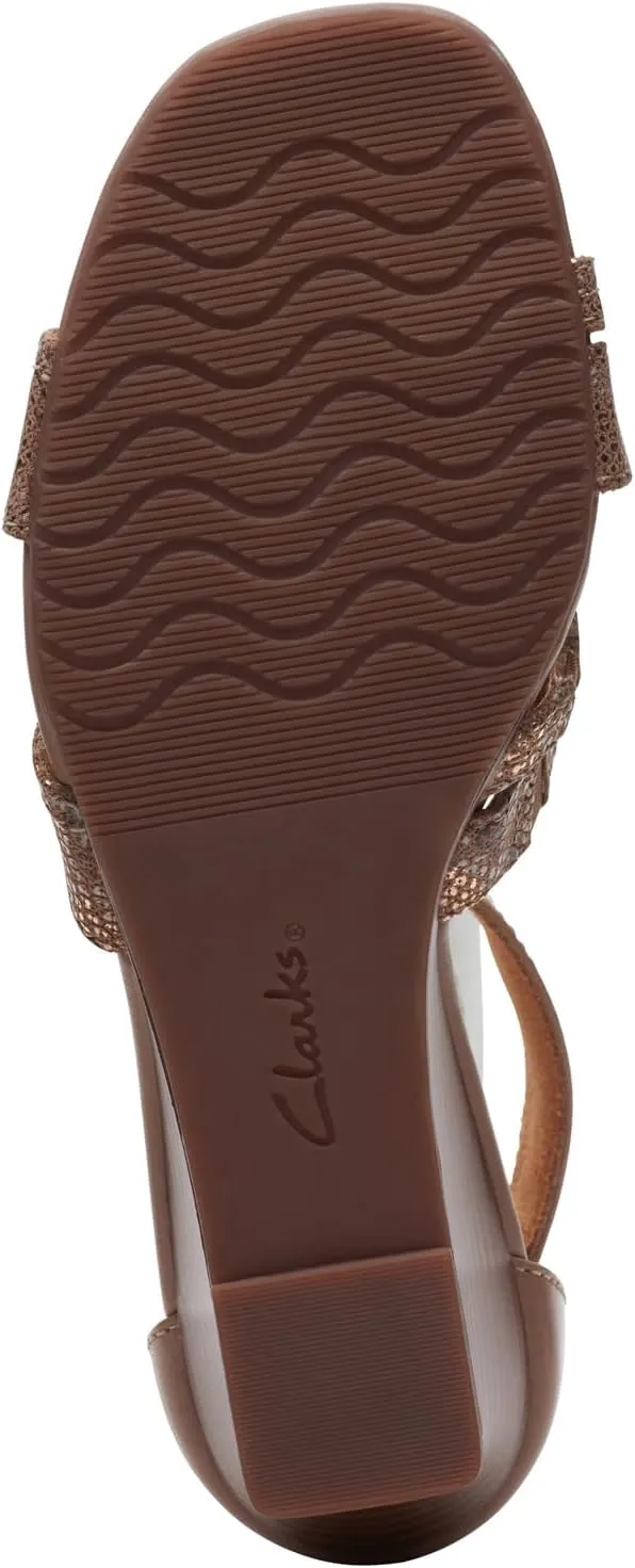 Clarks Women's Fashion Wedge Sandal
