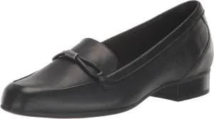 Clarks Women's Juliet Shine Loafer