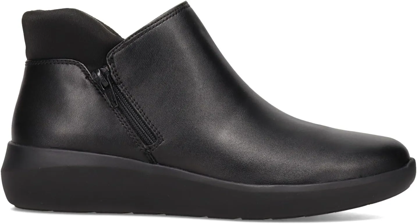 Clarks Women's Kayleigh Mid Ankle Boot