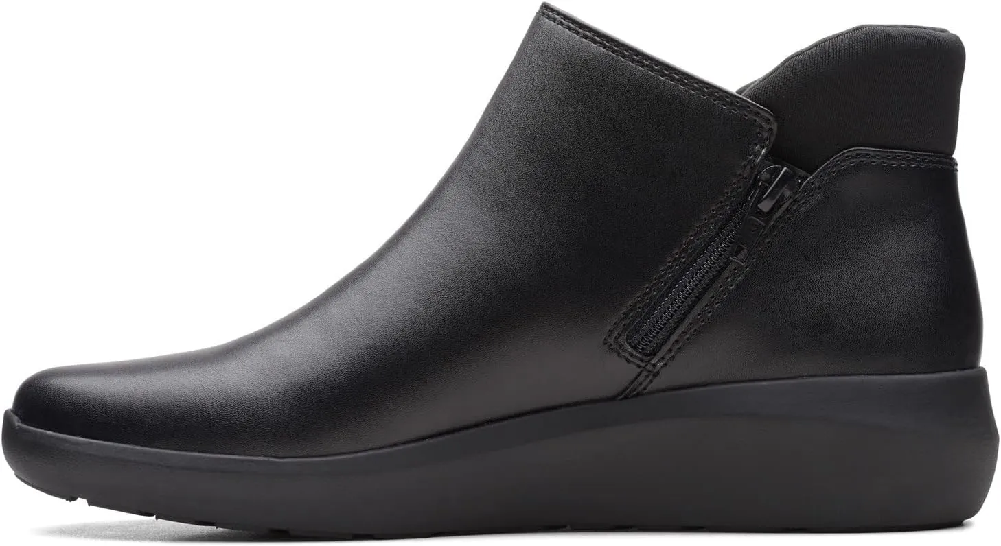 Clarks Women's Kayleigh Mid Ankle Boot