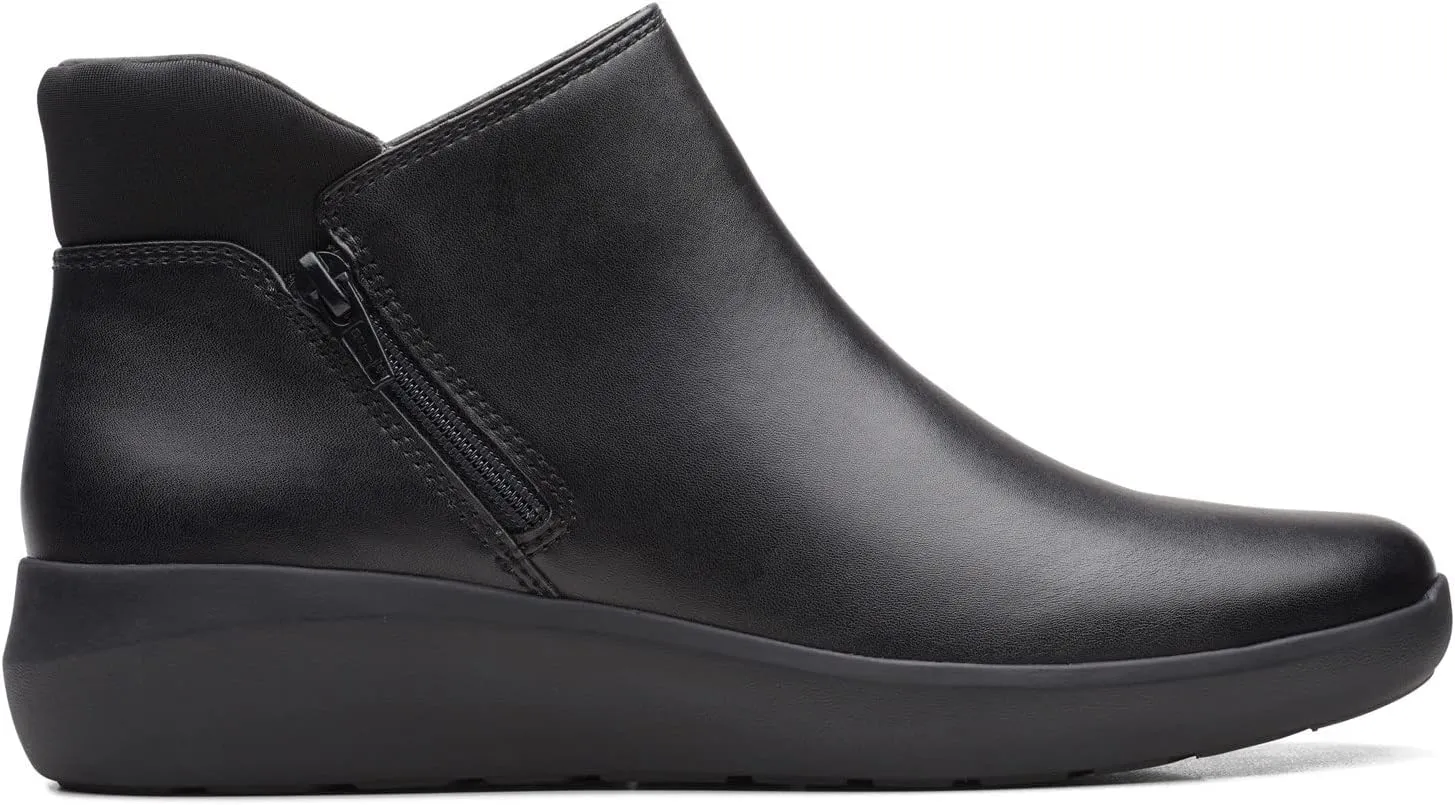 Clarks Women's Kayleigh Mid Ankle Boot