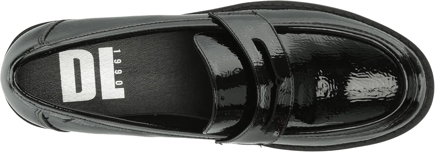 Dirty Laundry Women's Voidz Moccasin