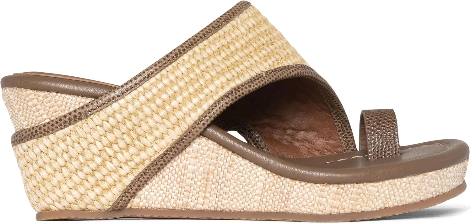 Donald Pliner Women's Gyer Wedge Sandal