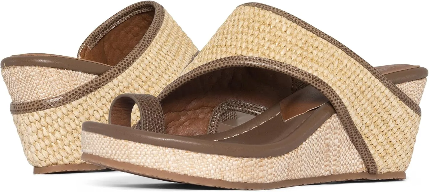 Donald Pliner Women's Gyer Wedge Sandal