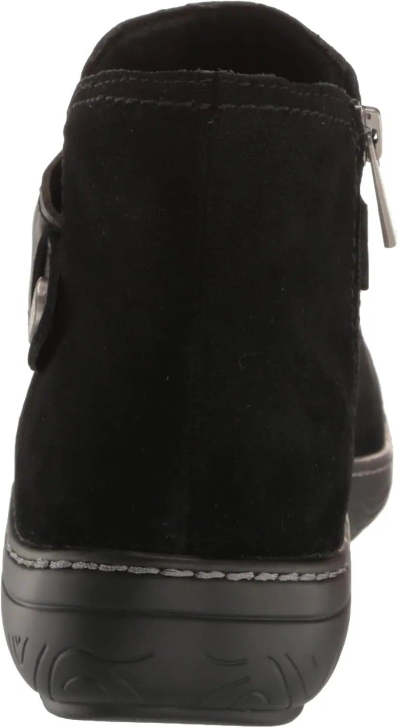 Earth Women's Synal Ankle Boot