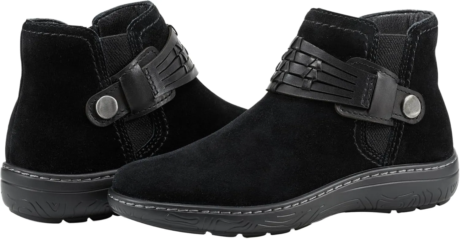 Earth Women's Synal Ankle Boot