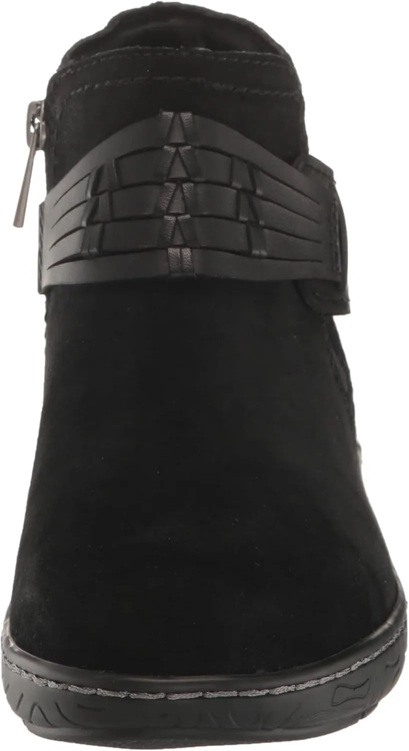 Earth Women's Synal Ankle Boot