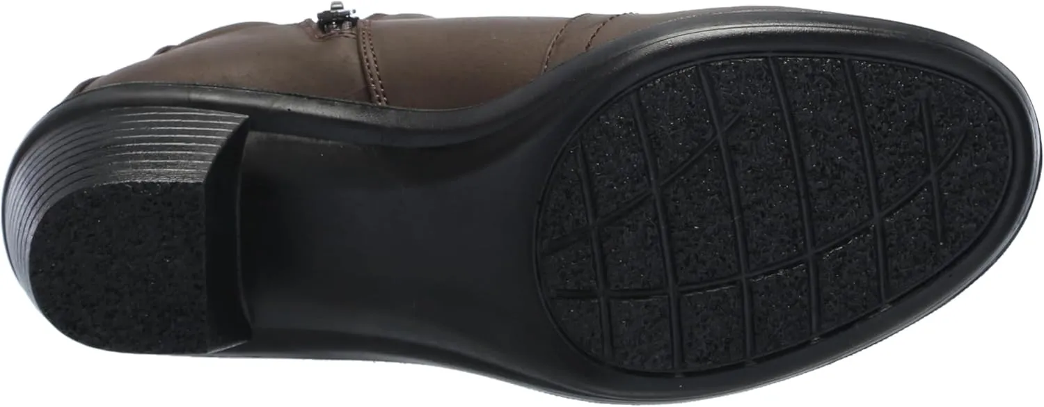 Easy Street Women's Chipper Ankle Boot