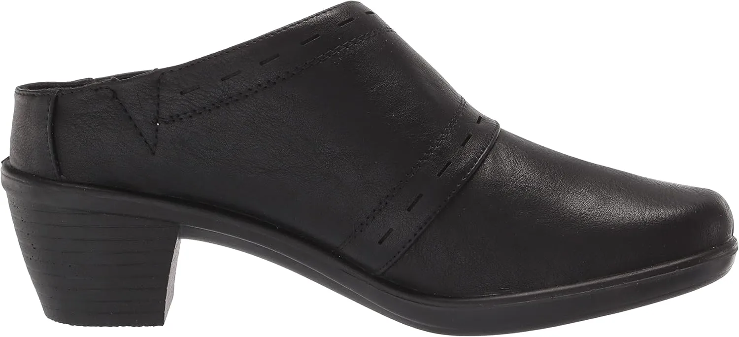 Easy Street Women's Cynthia Mule