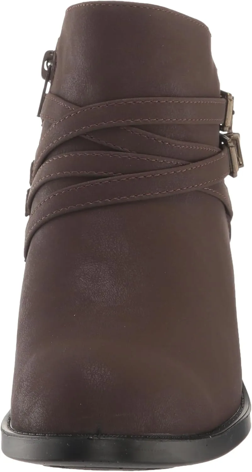 Easy Street Women's Kory Ankle Boot