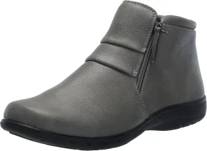 Easy Street Women's Zozo Ankle Boot