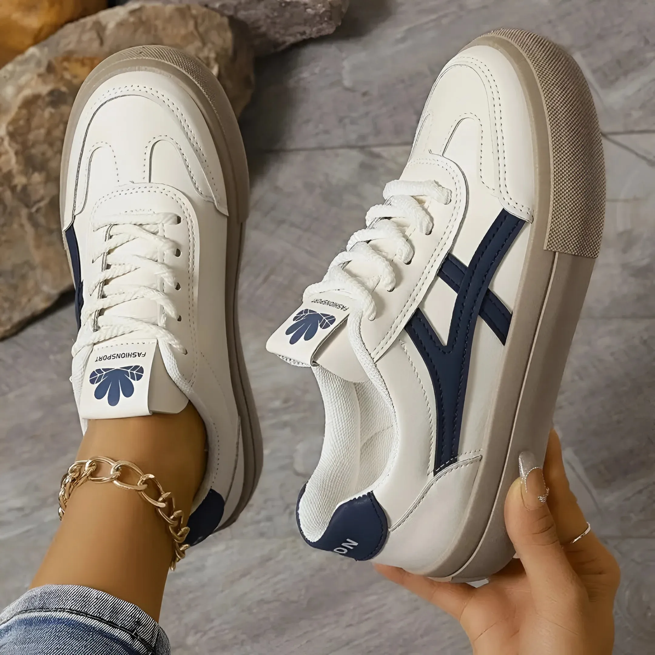 Eva | Chic Sneakers