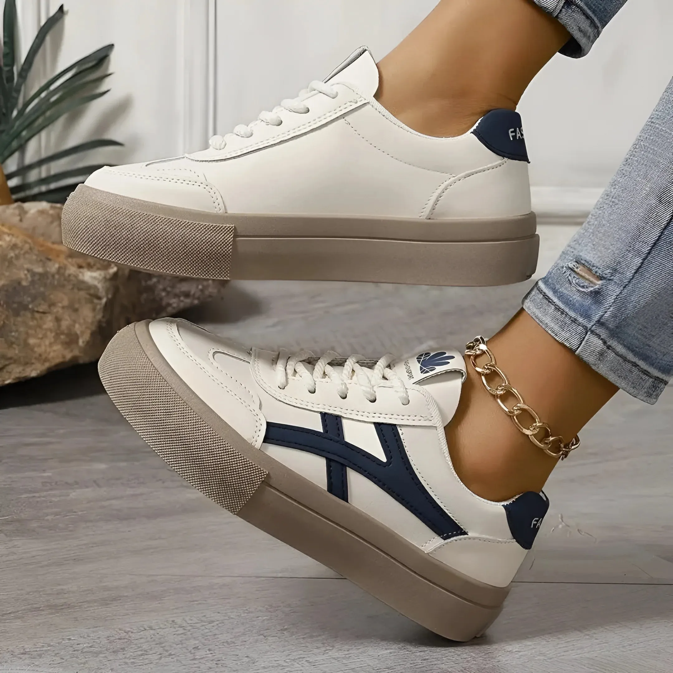 Eva | Chic Sneakers
