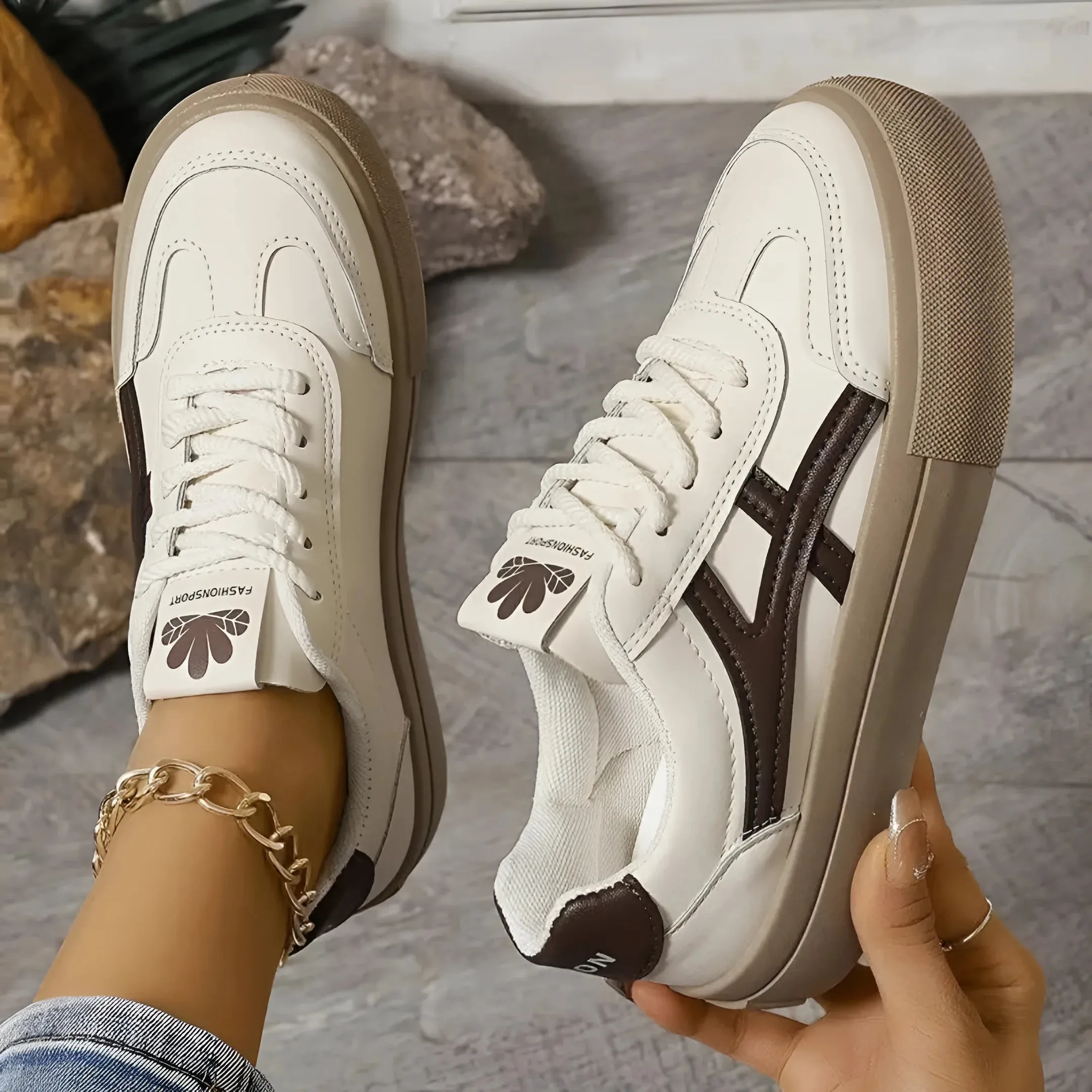 Eva | Chic Sneakers