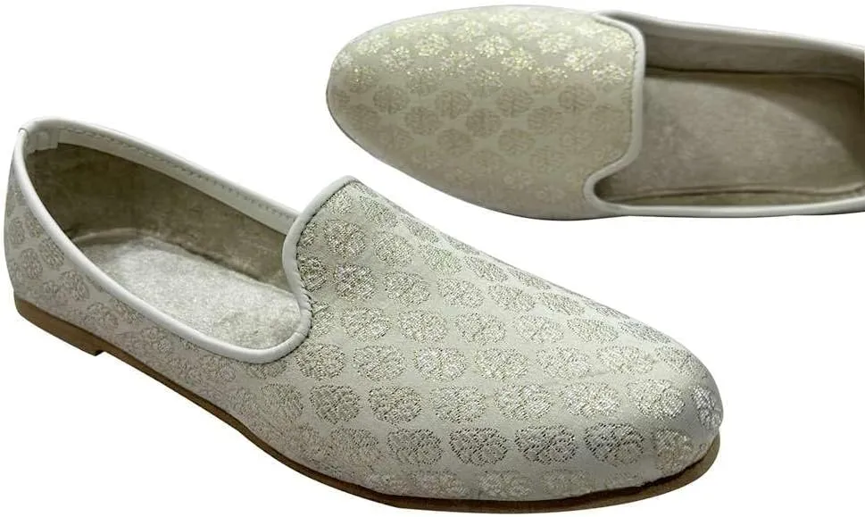 Handcrafted Punjabi Jutti for Men – Traditional Indian Slip-On Shoes | Ethnic Khussa for Wedding, Cultural & Festive Wear | Comfortable Mojari