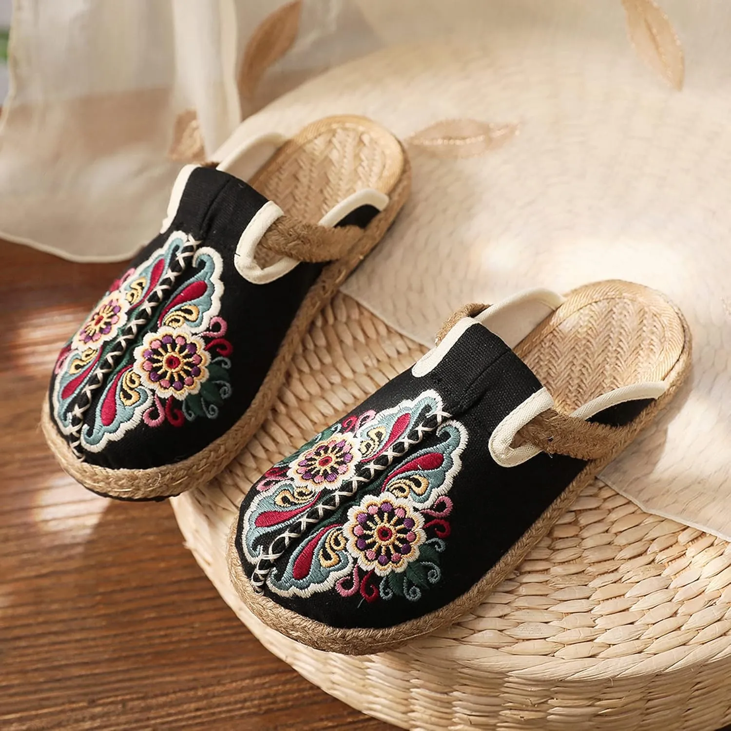 Hee grand Women's Embroidered Espadrilles Slip On Mule Slippers Ethnic Style Cotton and Linen Flats Retro Chinese Style