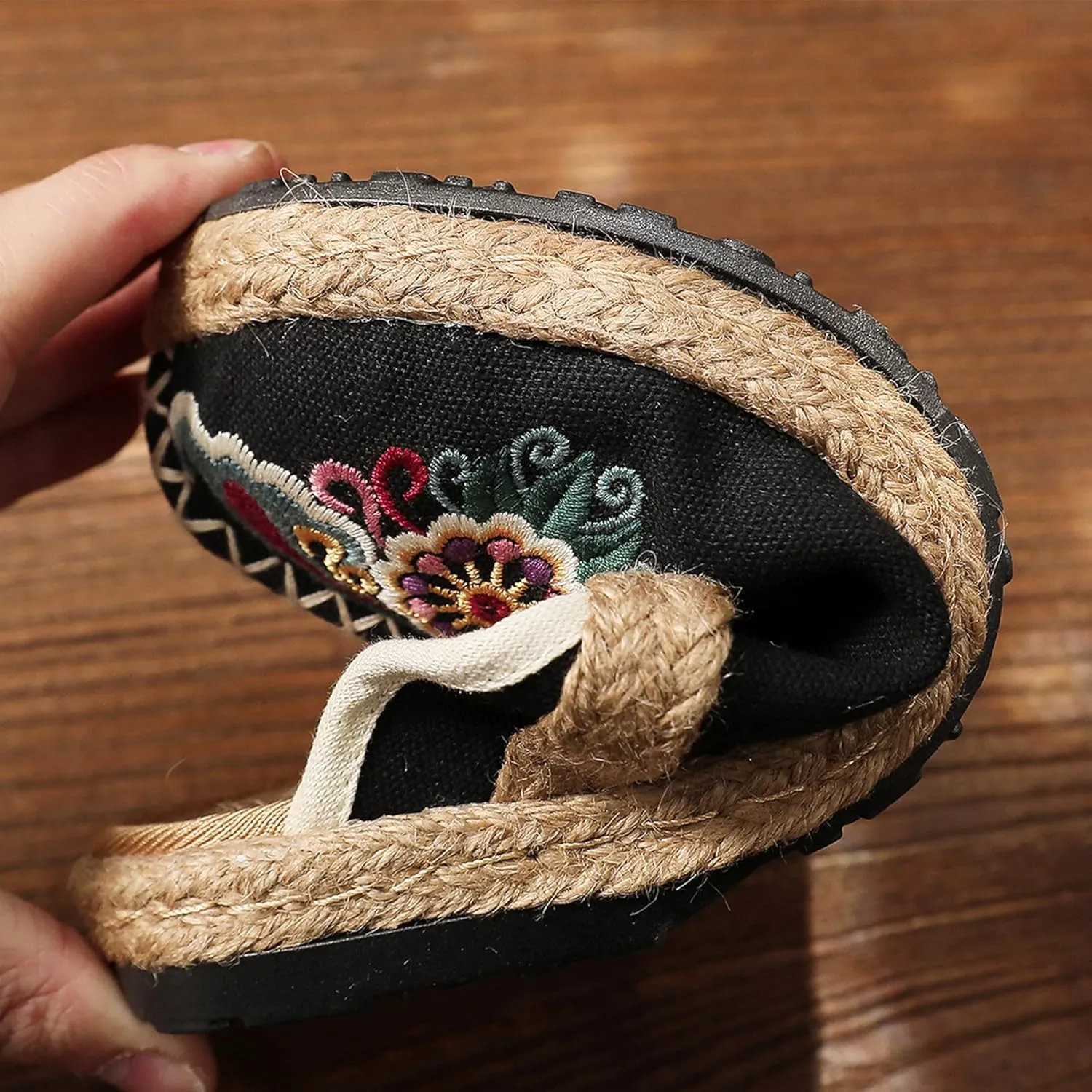 Hee grand Women's Embroidered Espadrilles Slip On Mule Slippers Ethnic Style Cotton and Linen Flats Retro Chinese Style
