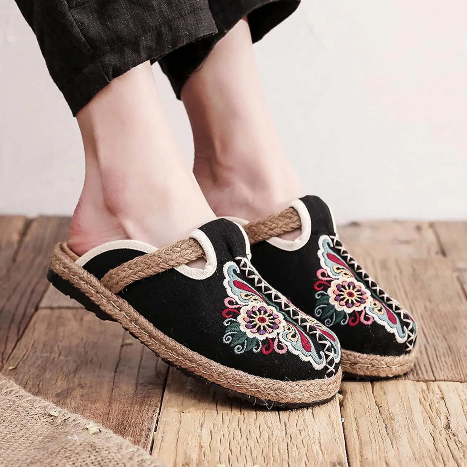 Hee grand Women's Embroidered Espadrilles Slip On Mule Slippers Ethnic Style Cotton and Linen Flats Retro Chinese Style