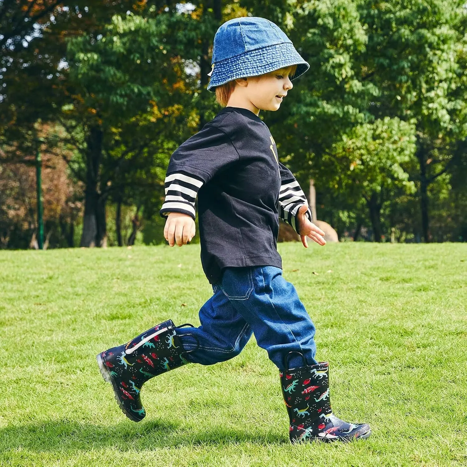 Kids Toddler Rain Boots for Girls Boys Light Up Waterproof Rain Shoes Patterns and Glitter Boot with Easy On Handles