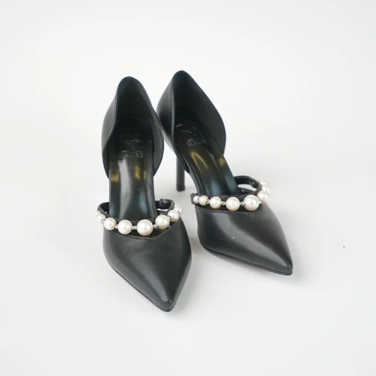 Kitten Heel
