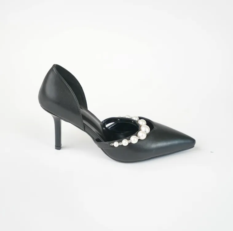 Kitten Heel