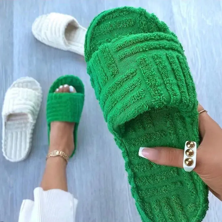 Ladies' Plush Comfort Slippers