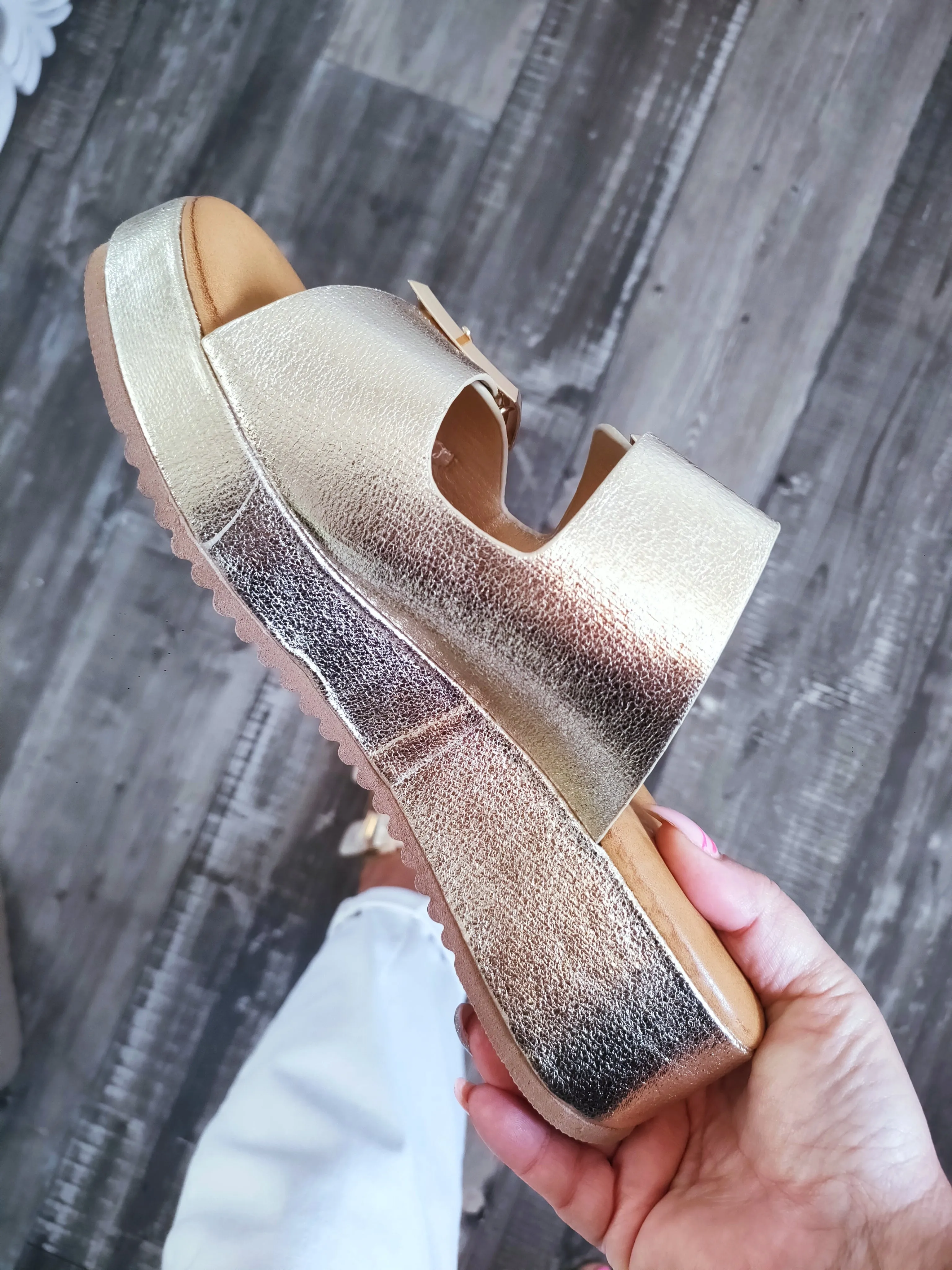 Lizzie Double Strap Buckle Sliders