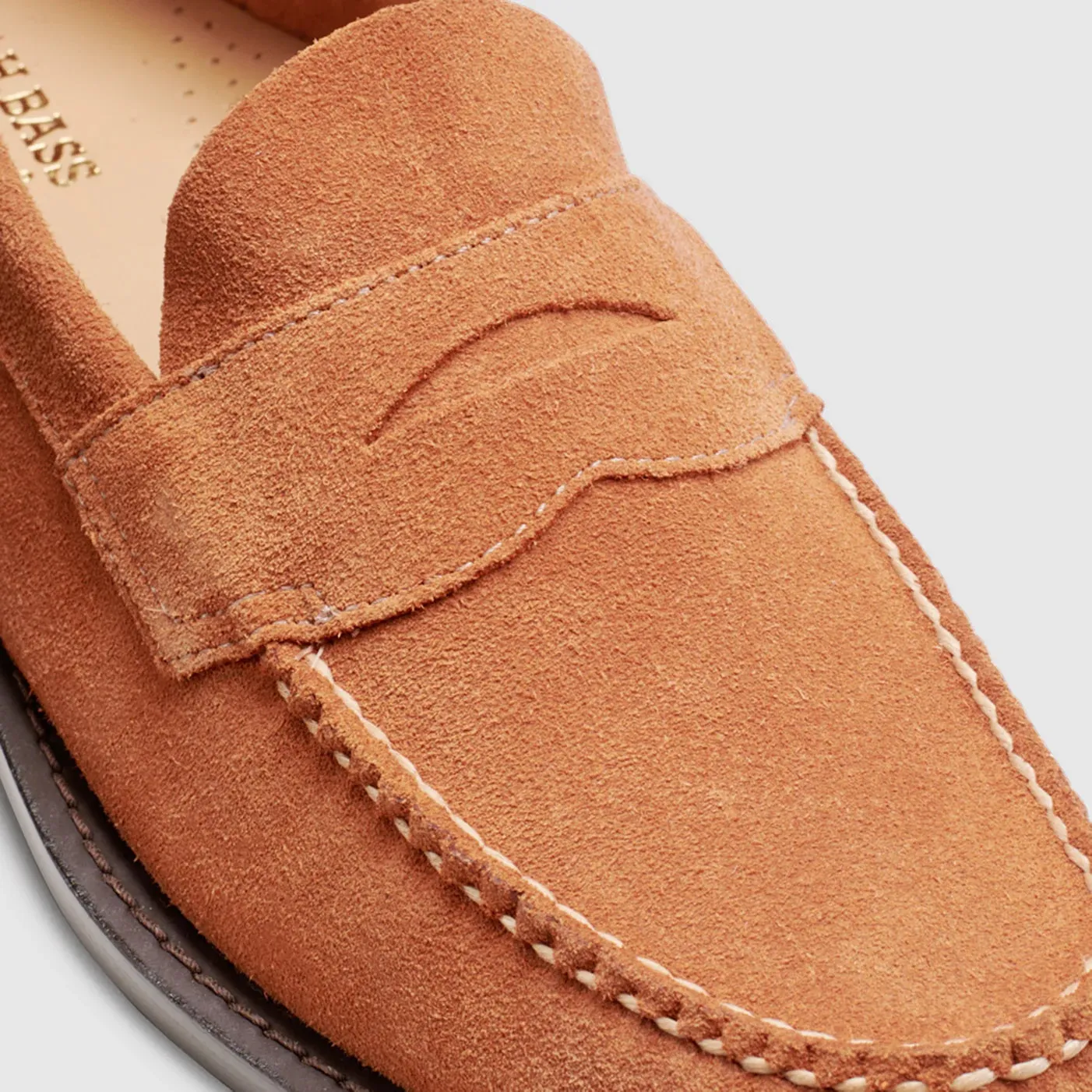 Logan Suede Weejuns Loafer in Tan