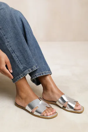 MAE PU STRAP SANDALS IN SILVER METALLIC FAUX LEATHER