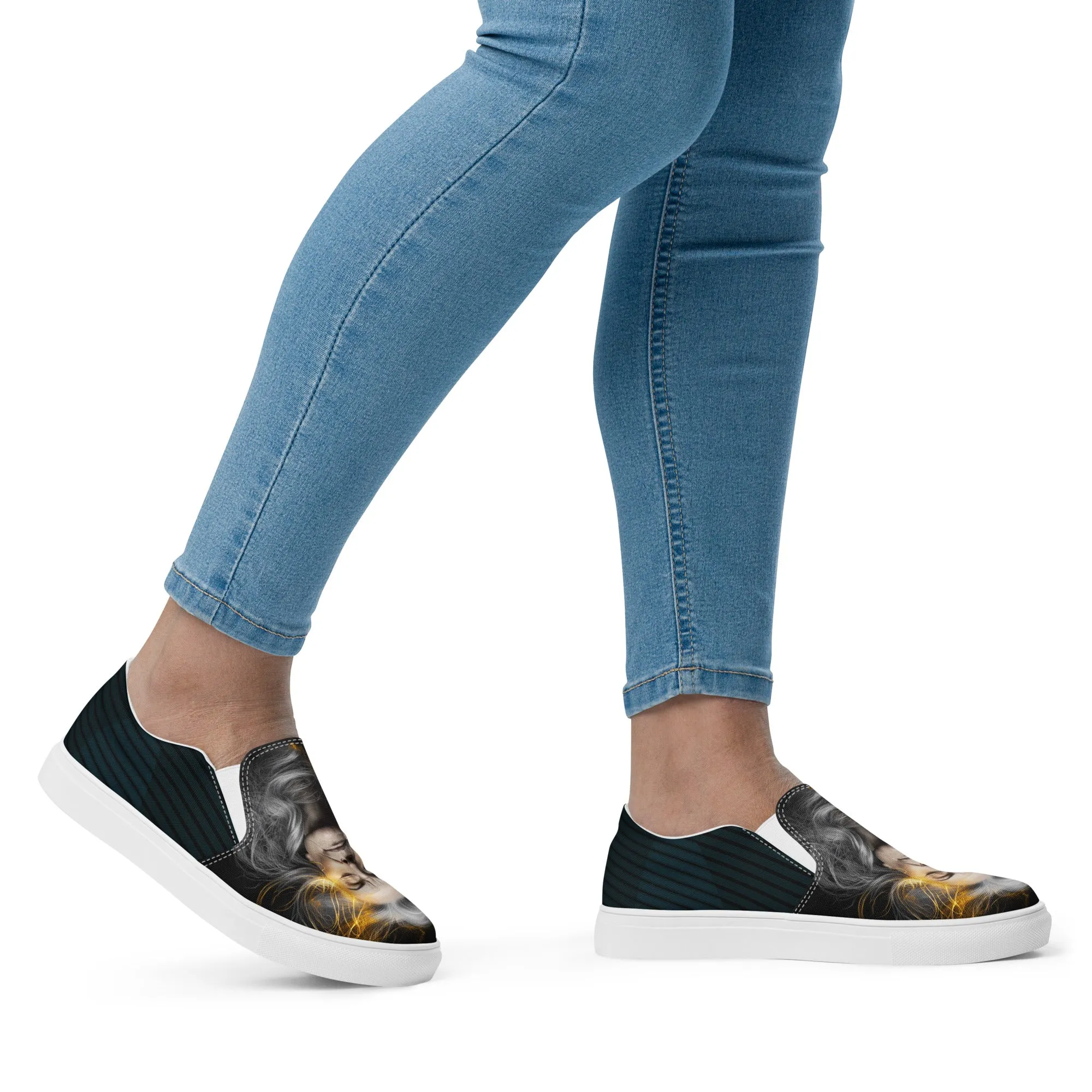 Majestic Aura Women’s slip-on canvas shoes