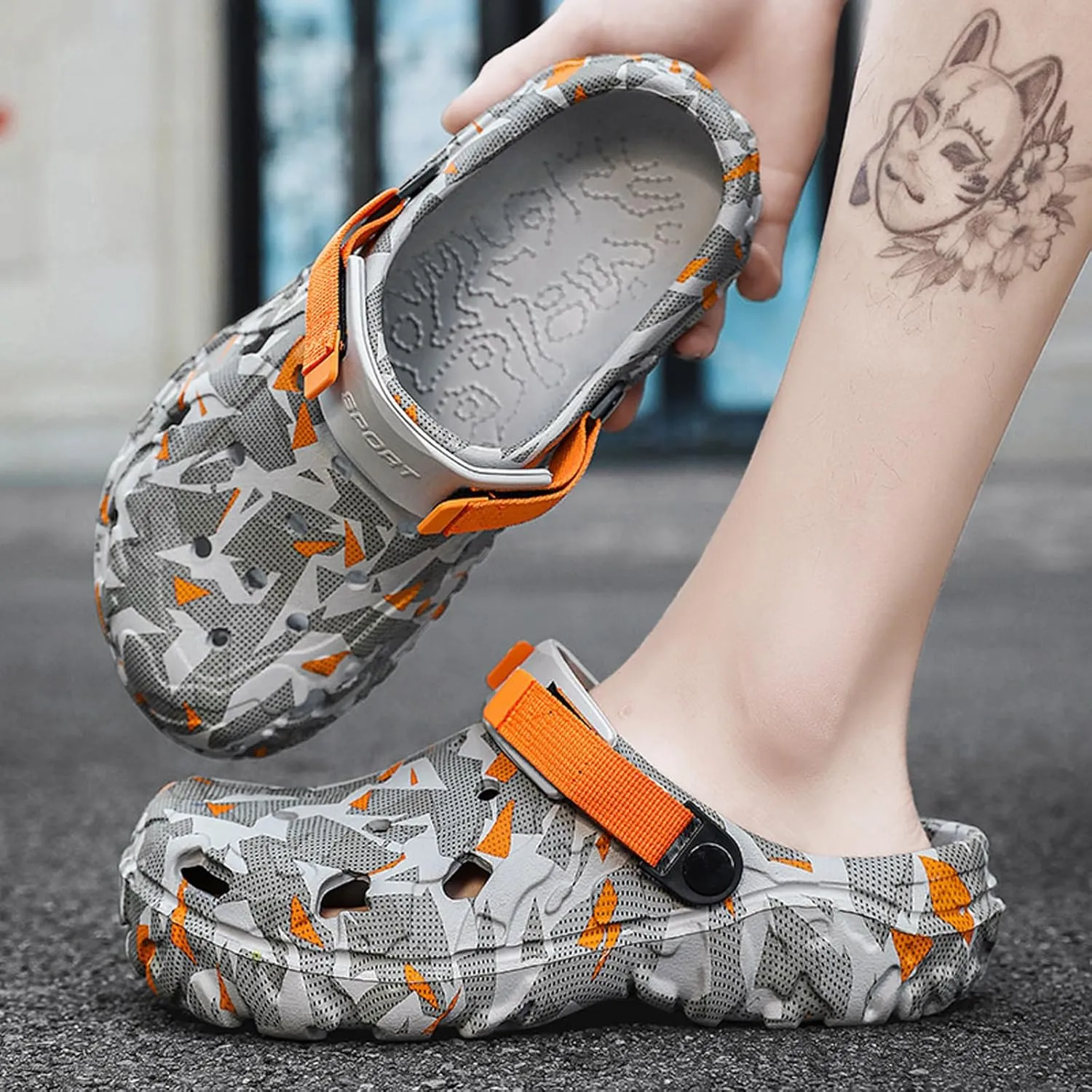 Men Slip On Garden Clogs Shoes: Summer Beach Sandals - Non Slip Outdoor Classic Slippers