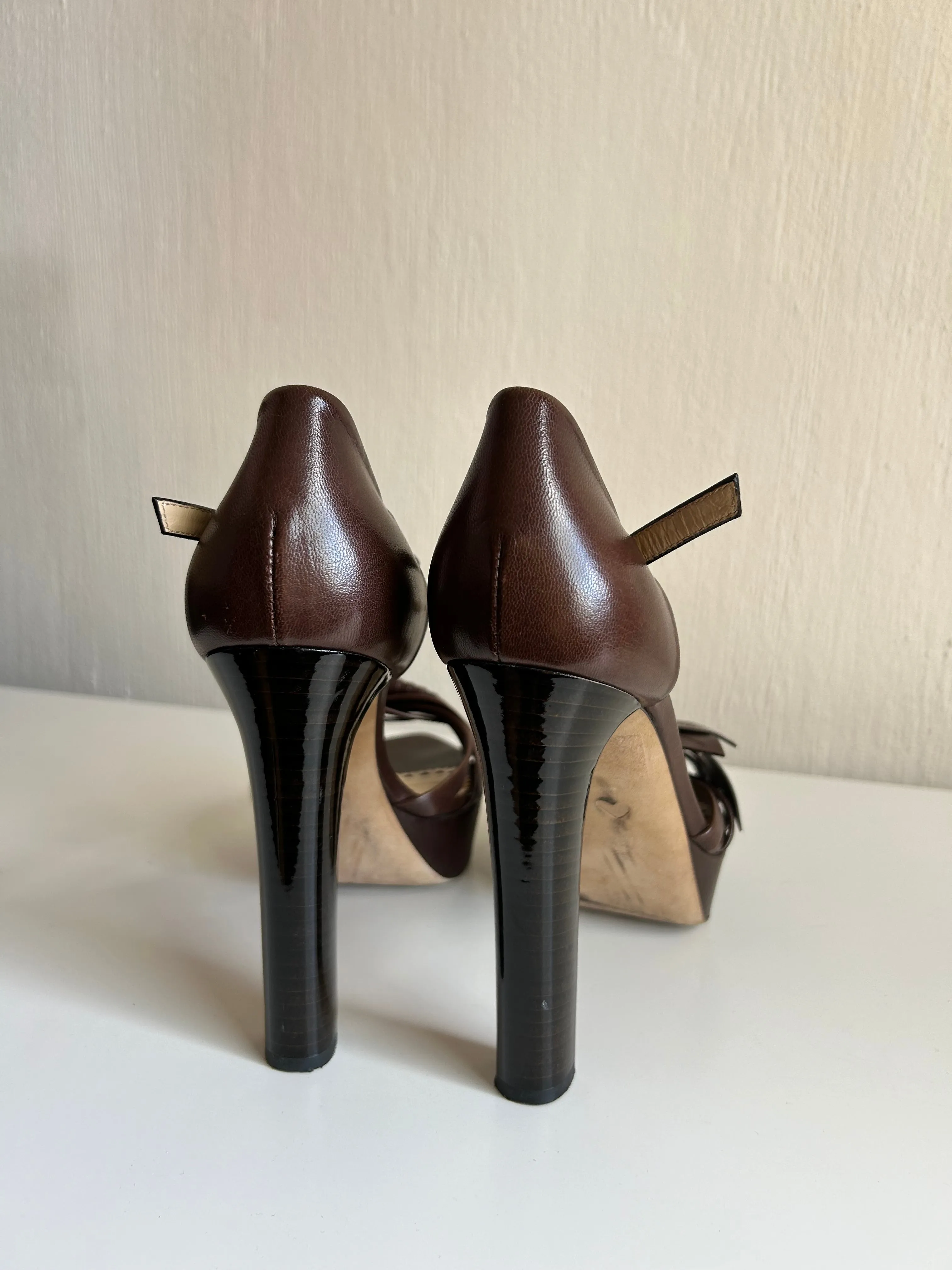 Moschino leather sandals