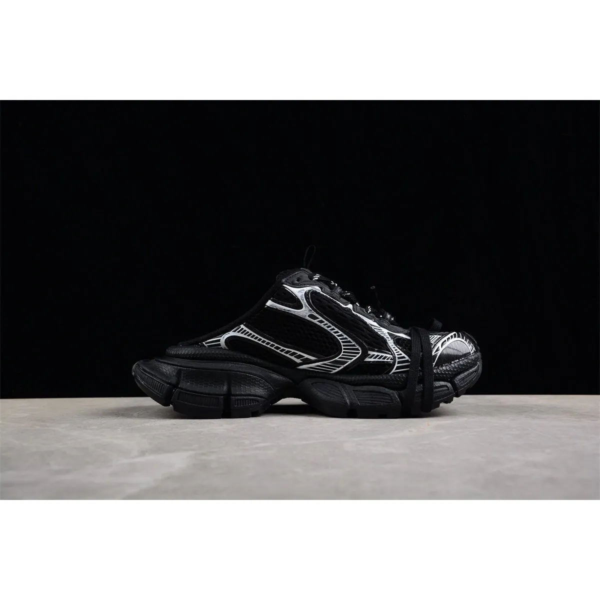 MULE x Worth the price BLACK WHITE BALENCIAGA Flash offer 3XL