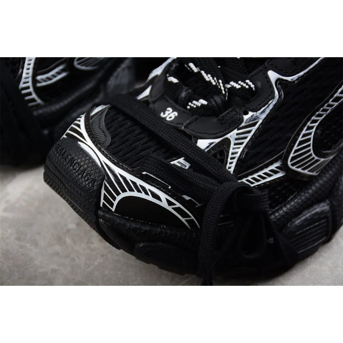MULE x Worth the price BLACK WHITE BALENCIAGA Flash offer 3XL