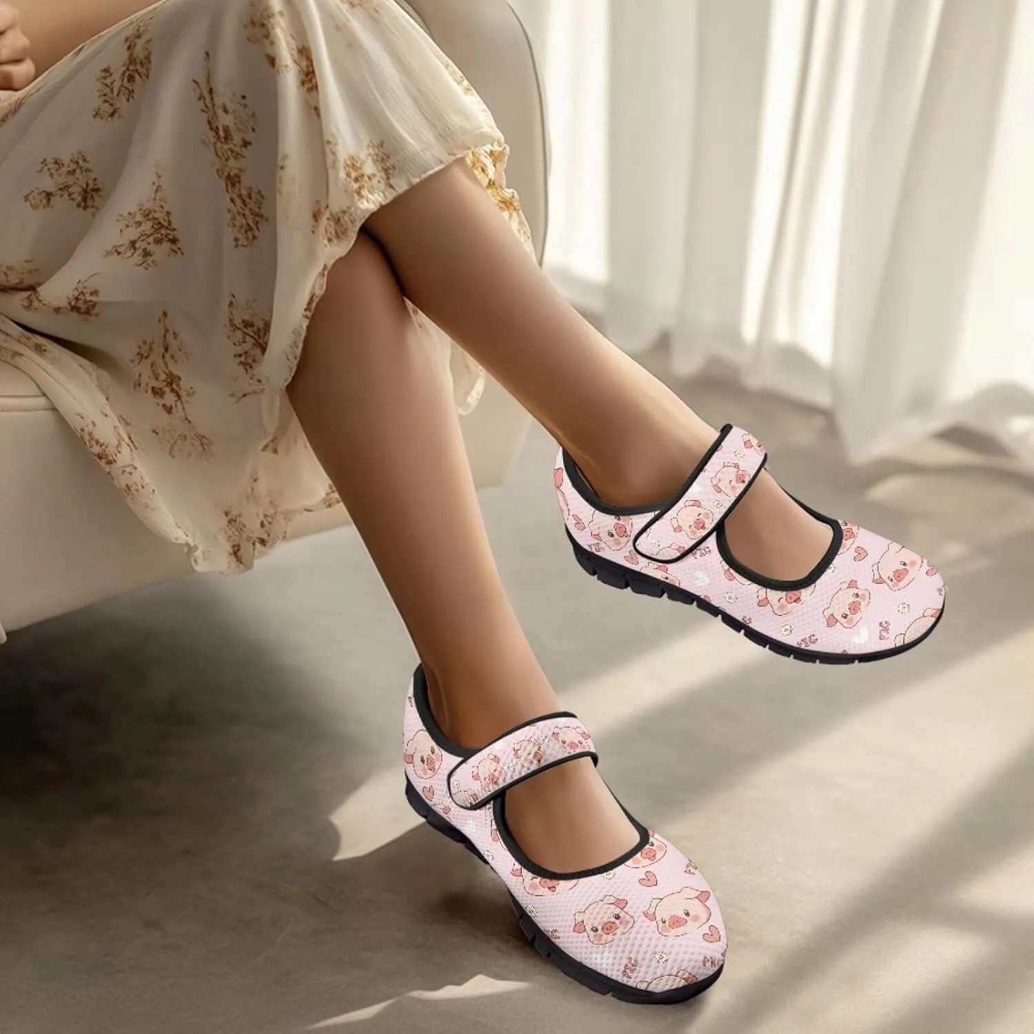 Pig Design Slip On Womens Shoes Casual Comfortable Sneakers Breathable Magic Sticker Convenient Wear Shoes