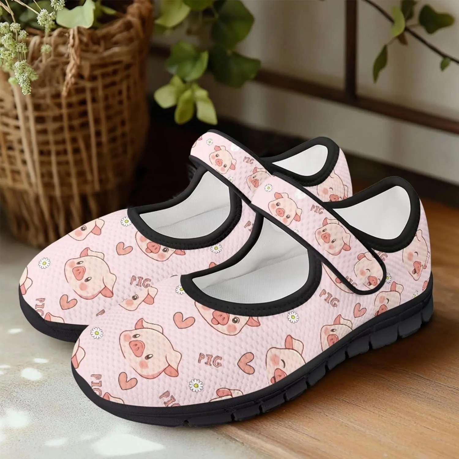Pig Design Slip On Womens Shoes Casual Comfortable Sneakers Breathable Magic Sticker Convenient Wear Shoes
