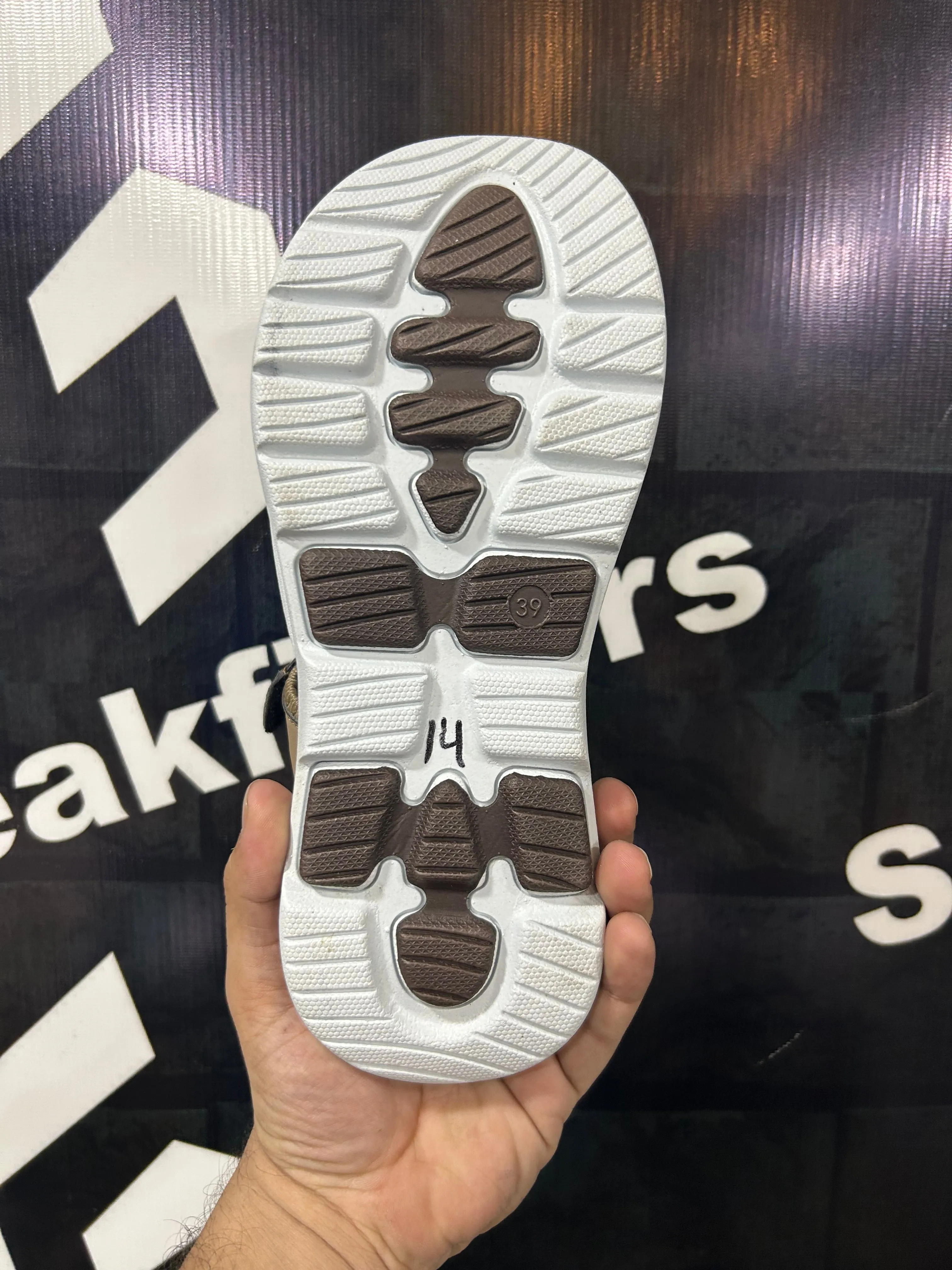 SK - Sandal - D6 - Brown