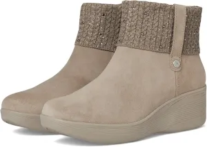 Skechers Women's Pier-lite-Fall Stunner Martha Stewart-Hands Free Slip-ins Fashion Boot