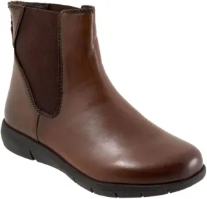 SoftWalk Women's Albany Ankle Boot
