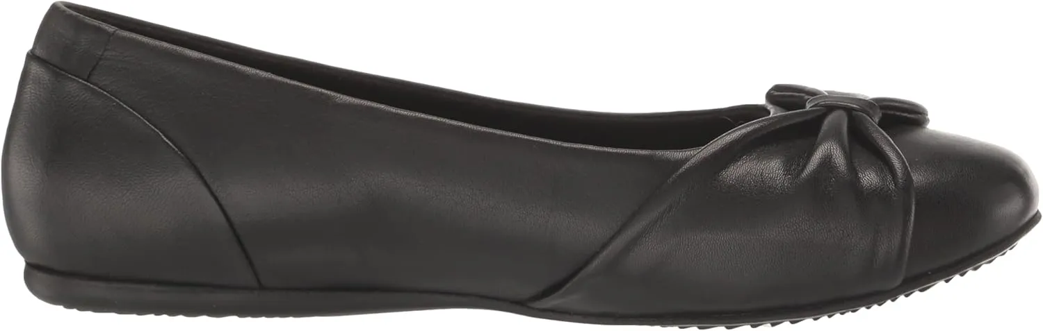 SoftWalk Women's Sofia Loafer Flat