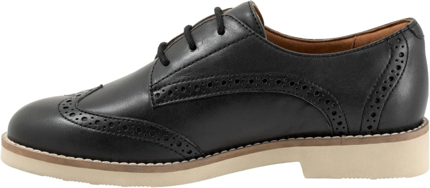 SoftWalk Women's Willet Oxford