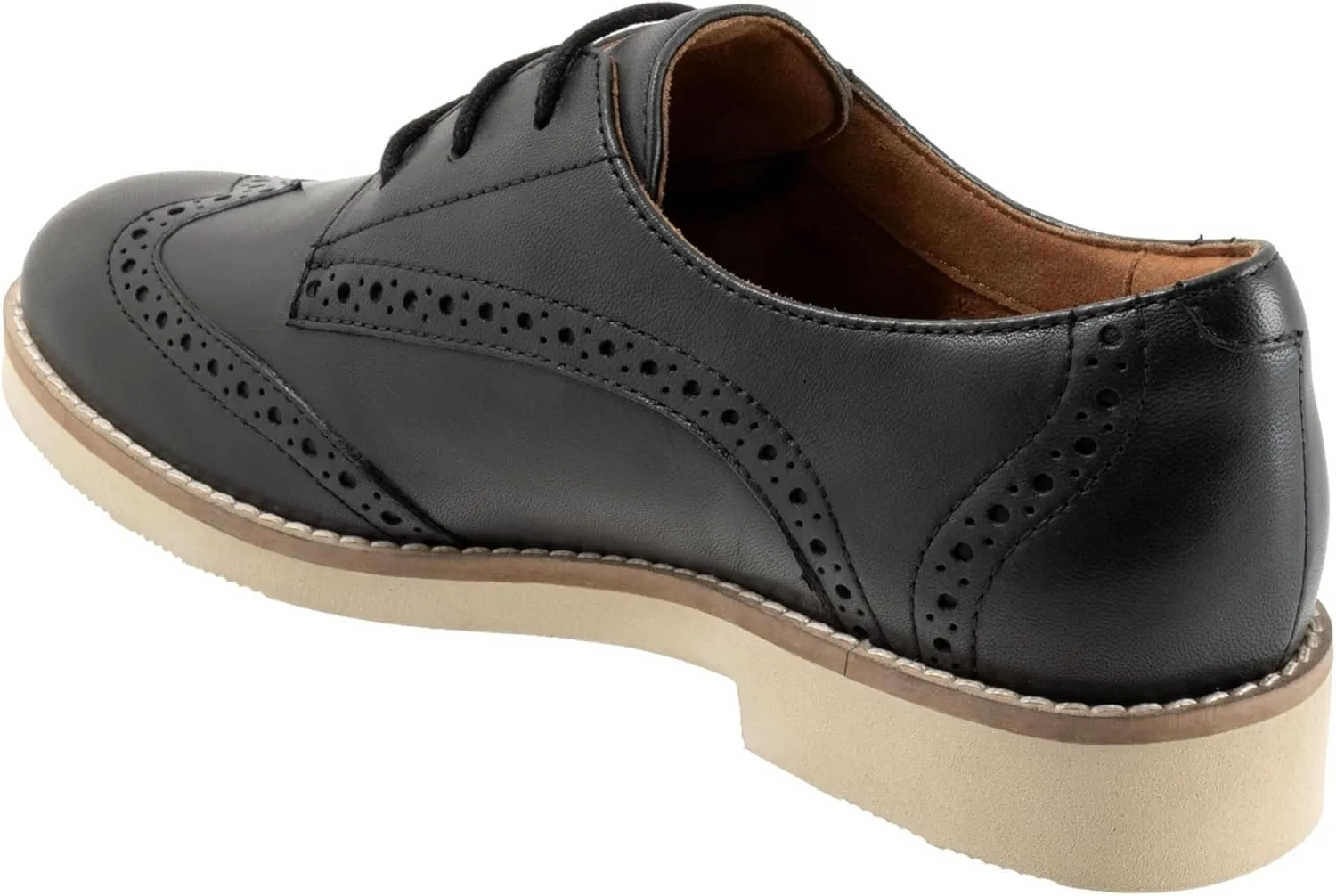 SoftWalk Women's Willet Oxford