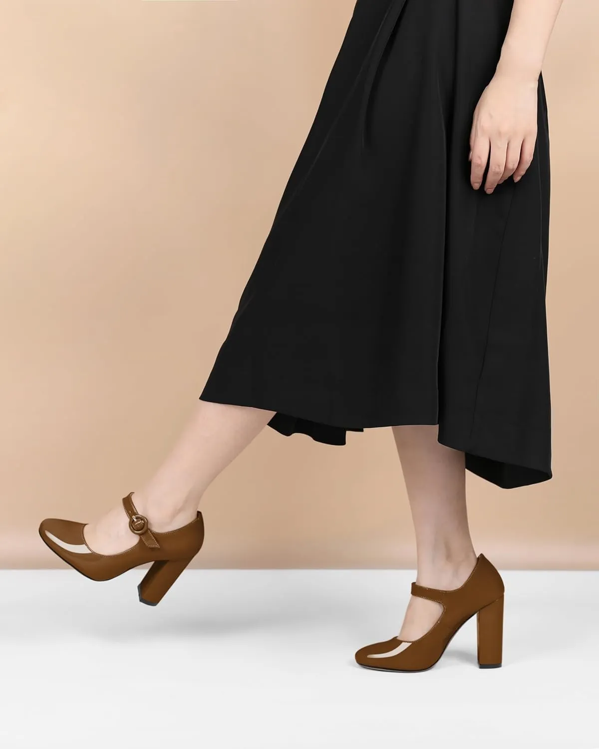 Soireelady Womens Mary Jane Shoes, Chunky Block Heel Pumps, High Heel Round Closed Toe Heels Ankle Strap Dress Shoes Comfort Fashion Patent 4 Inch