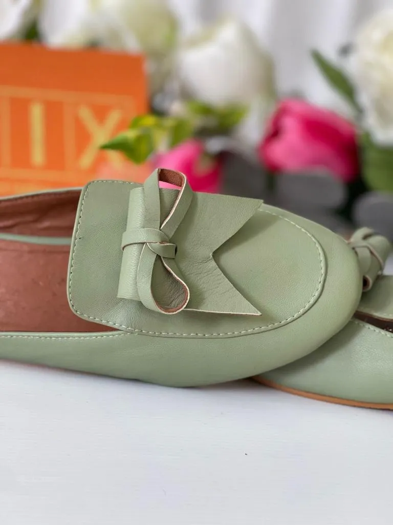 Stylish and Unique Pure Leather Mule Flat in Gray