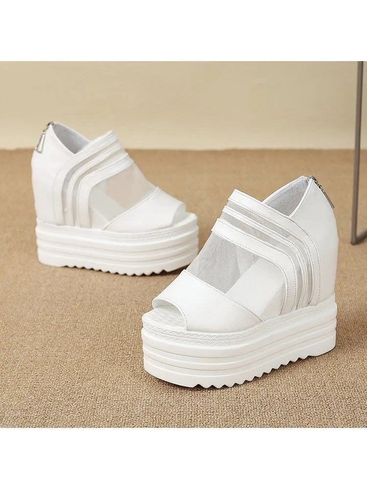 Stylish Summer Chic: Elegant Women's Sandals with Sleek Design